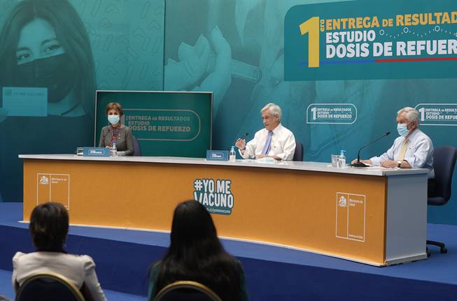 Presidente Piñera encabeza entrega de resultados del primer estudio de dosis de refuerzo contra Covid-19 que revela aumento en su efectividad